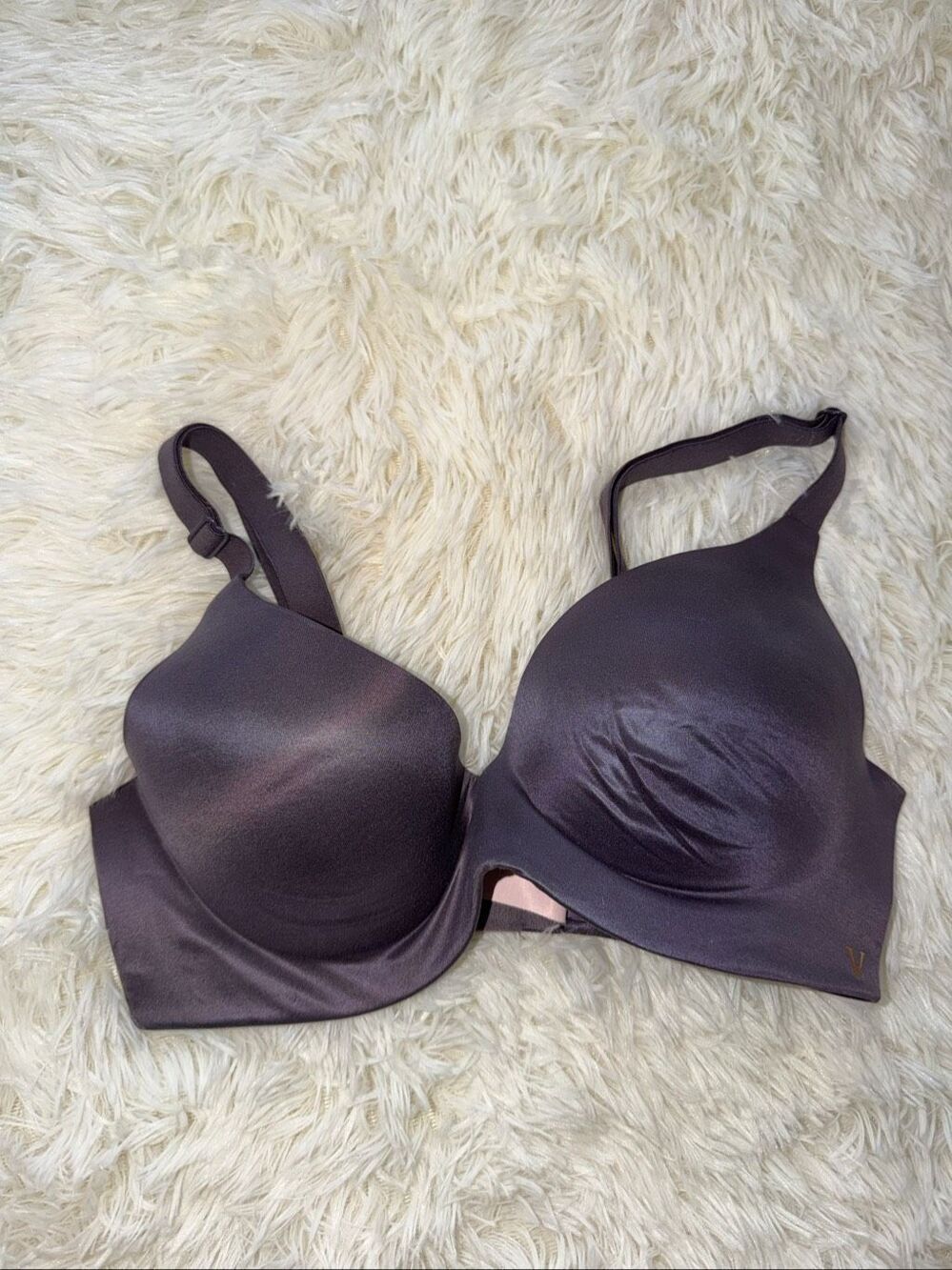 Victoria’s Secret bra size 32C